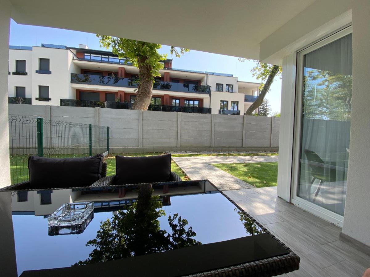 Sunshine Homes Zamárdi Extérieur photo
