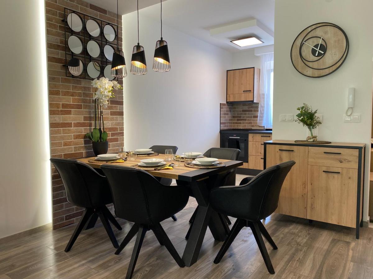 Sunshine Homes Zamárdi Extérieur photo